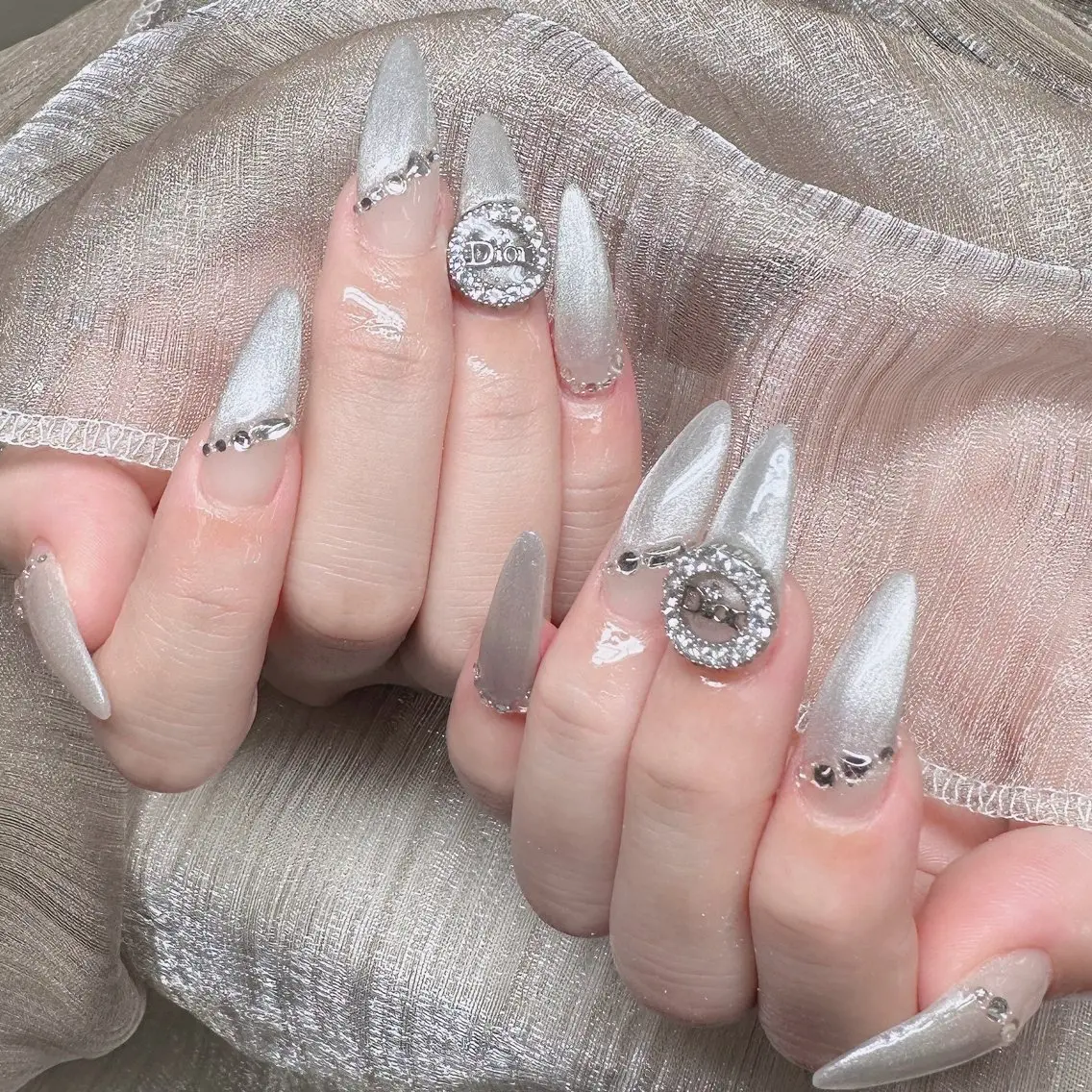 ネイル ロングネイル マグネットネイル リボン 夏ネイル スーパーロングネイル Hani Nail XUKAのネイルデザイン