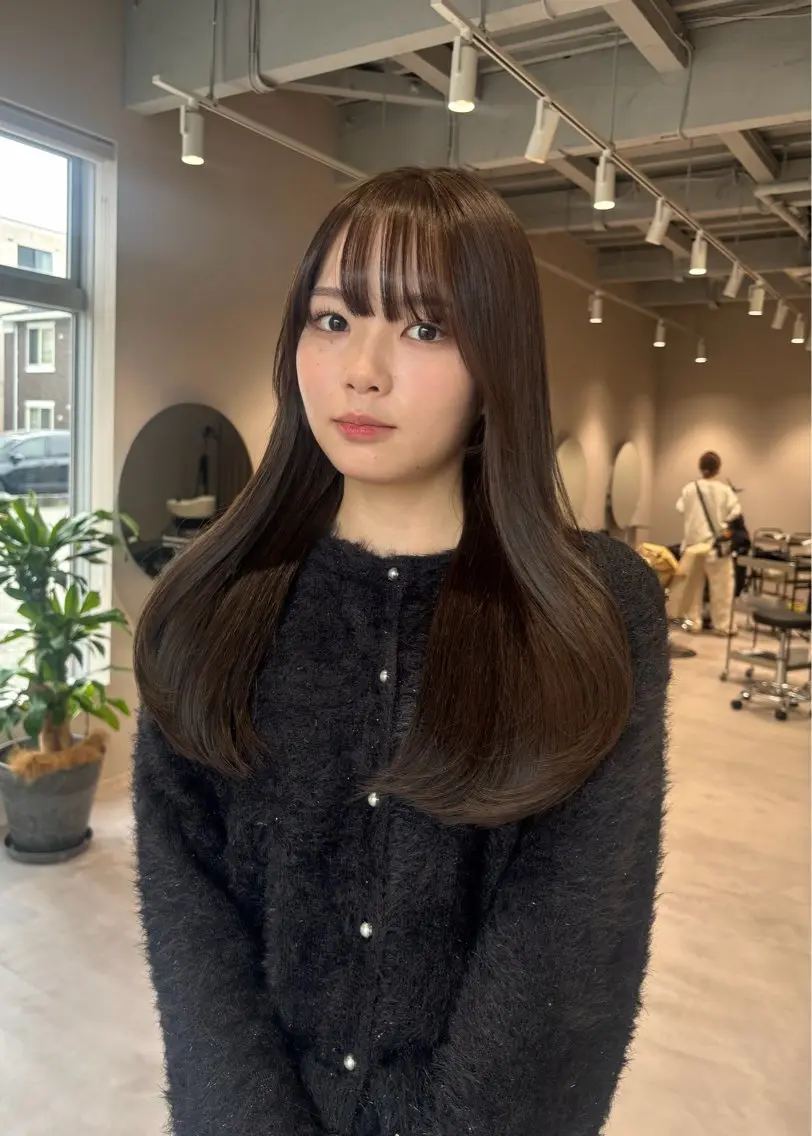 ロング カット ヘアカラー トリートメント 透明感カラーが得意✨ arakawayuaのヘアスタイル