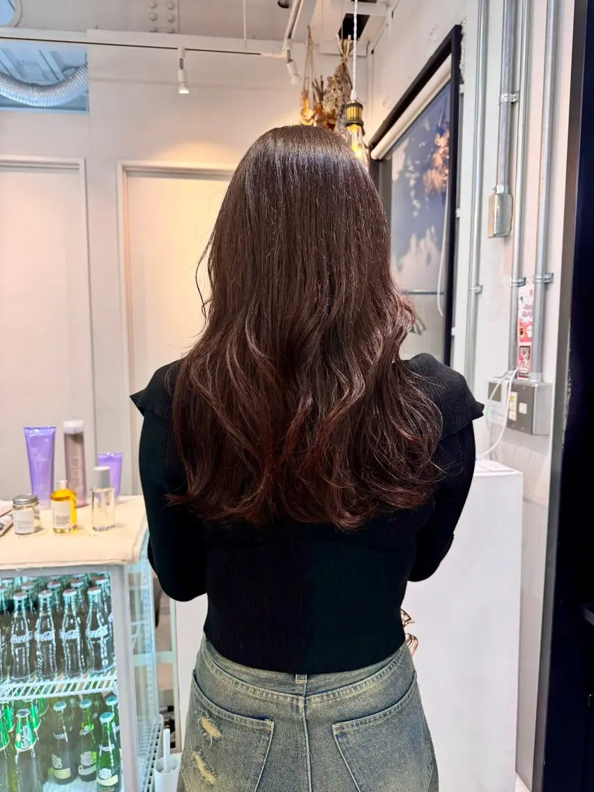 ロング カラー カット ヘアカラー 松坂 真衣のヘアスタイル