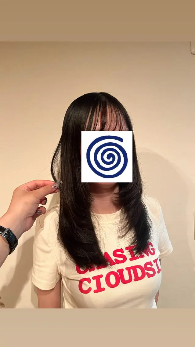 ミディアム レイヤーカット クララ 🐈‍⬛のヘアスタイル
