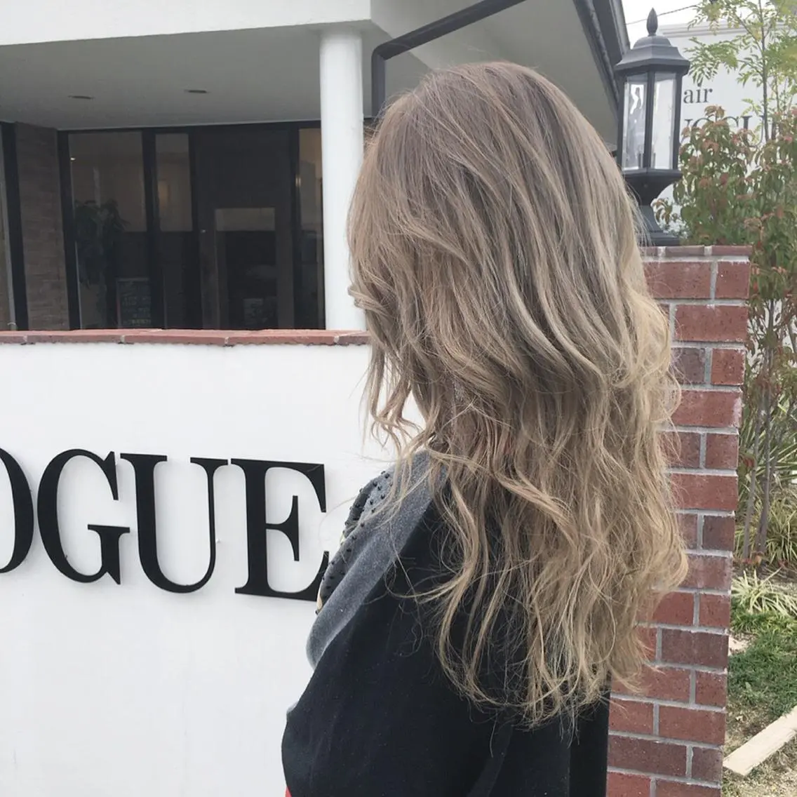 ロング カラー ベージュカラー ハイライトカラー ミルクティーベージュ ハイライト 【モニター募集】 三宅航平のヘアスタイル