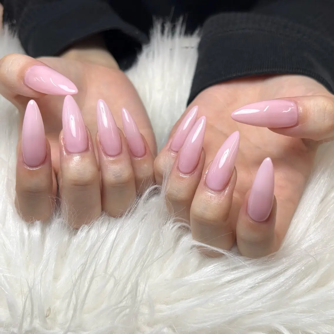 ネイル マグネットネイル ハンドネイル NAIL atre SAIKAのネイルデザイン