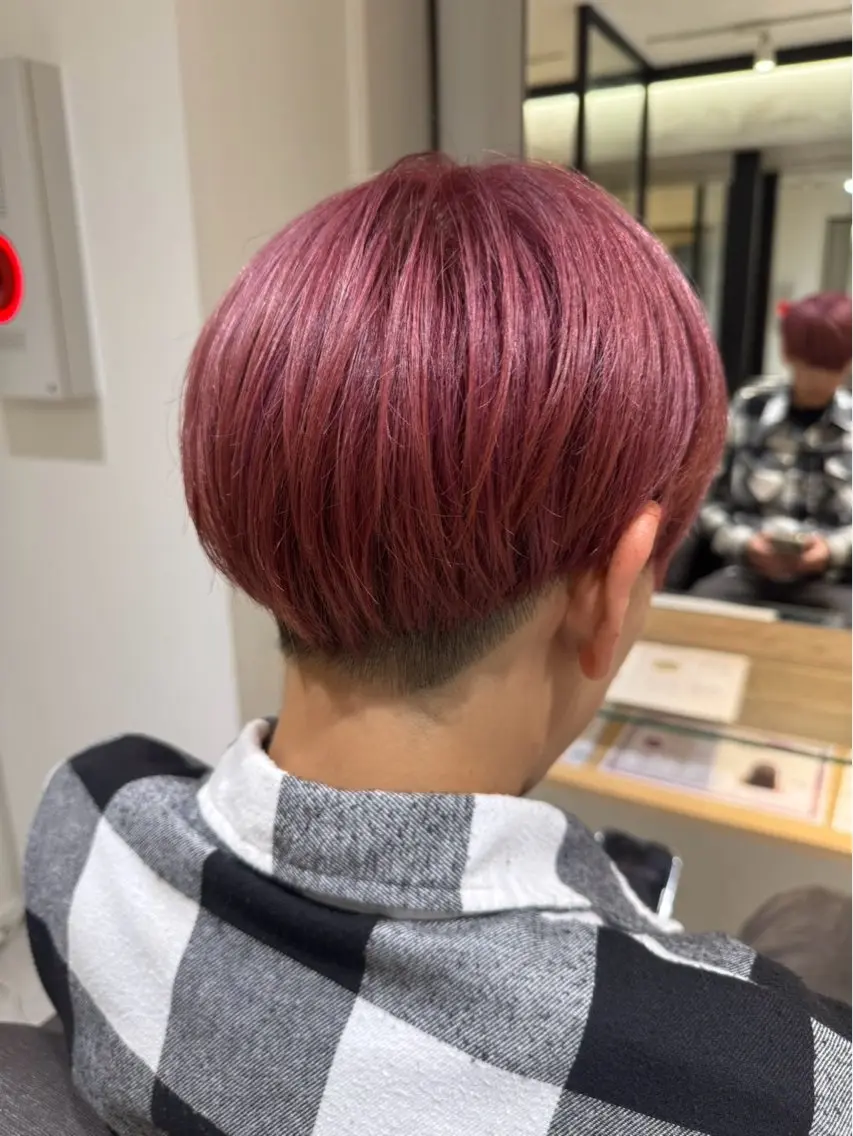カラー 山本 真優のヘアスタイル