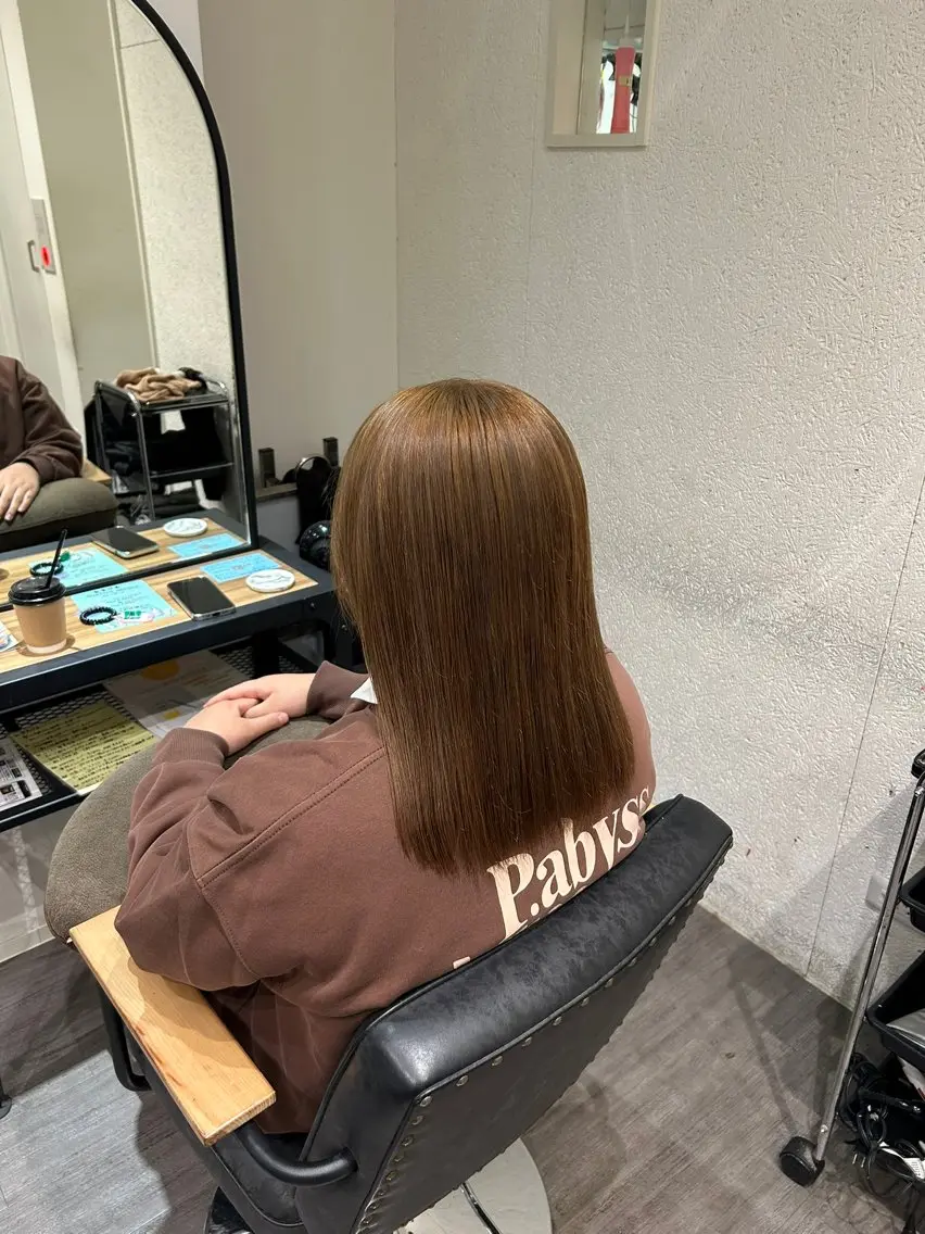 ミディアム カラー ベージュカラー ヘーゼル カット ヘアカラー トリートメント cocotte 💟草間紫音💟のヘアスタイル