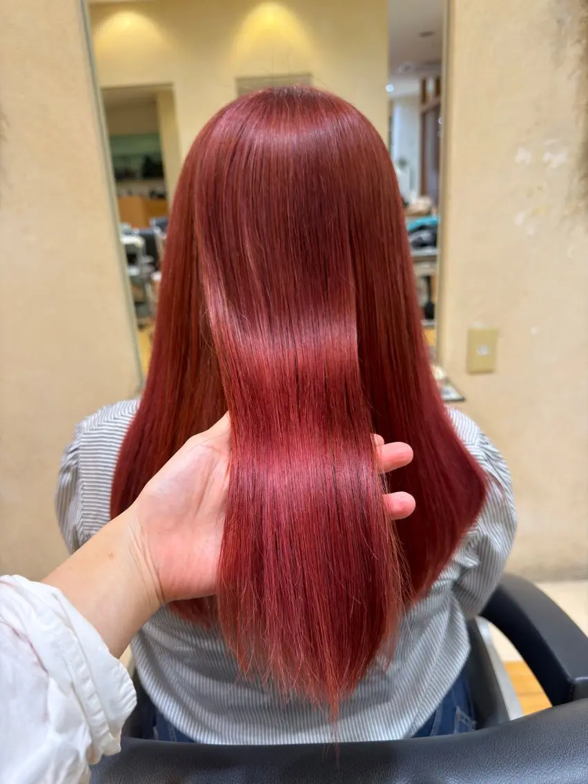 ロング カラー ヘアカラー トリートメント 髪質改善 / 暖色カラー/井上未悠のヘアスタイル