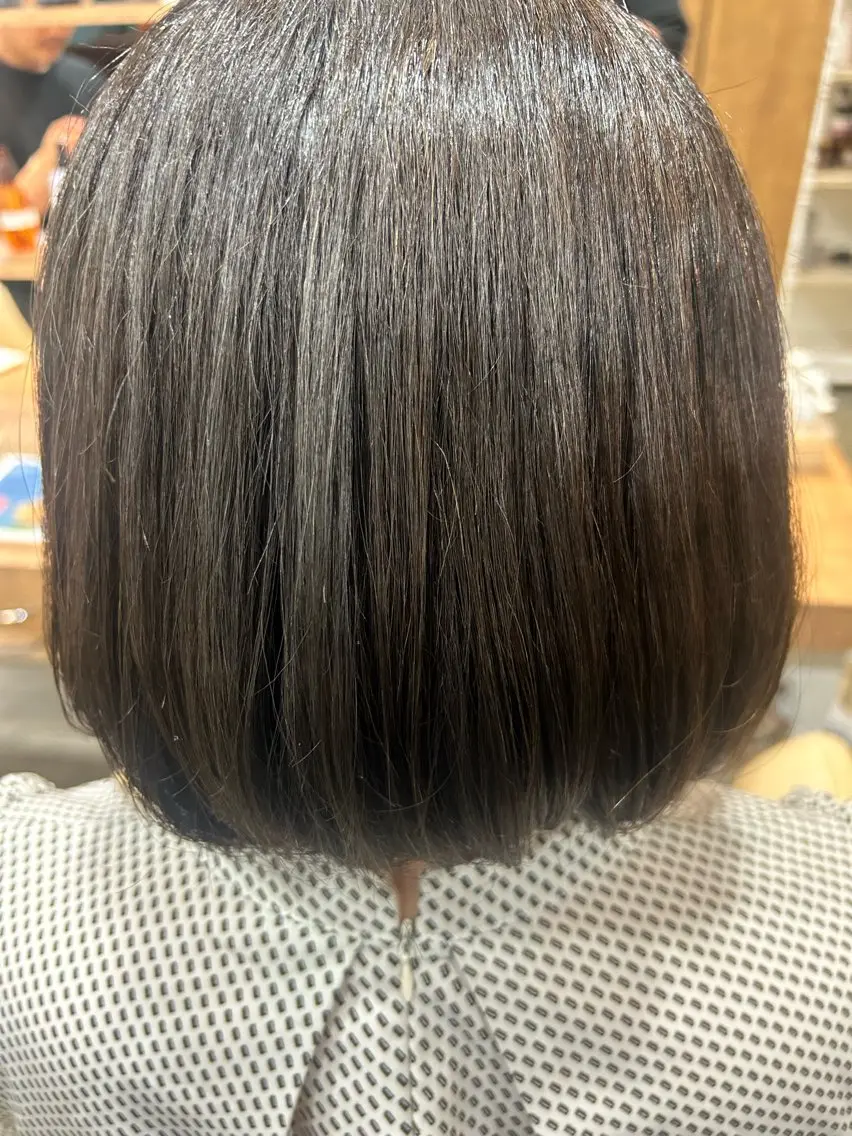 ミディアム アッシュ 大坪 拓哉のヘアスタイル