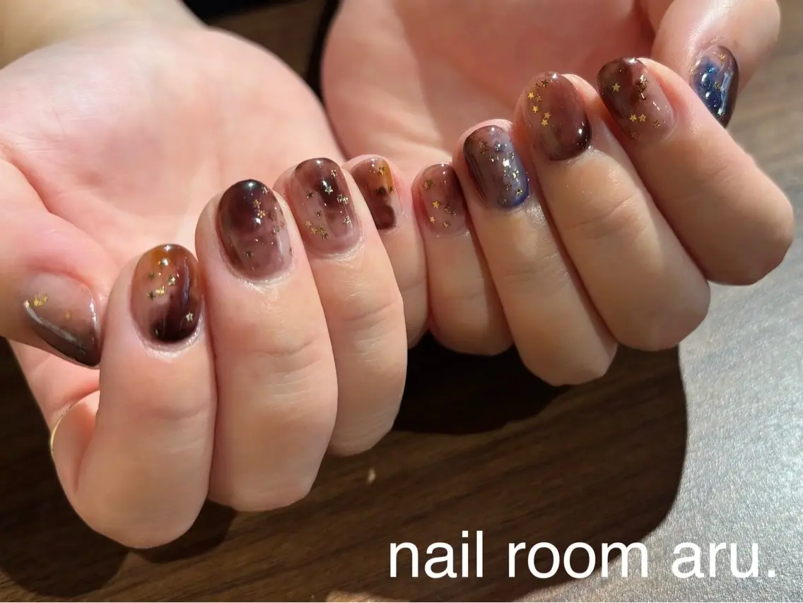 ネイル ニュアンスネイル ショートネイル ハンドネイル nail room aru.のネイルデザイン