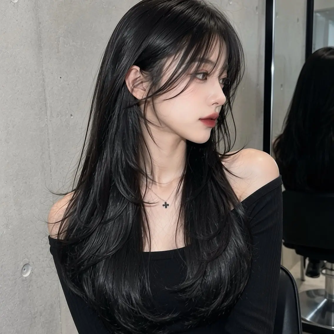 ロング カラー アディクシーカラー 黒髪 レイヤーカット カット ヘアカラー トリートメント レイヤー/くびれ巻き /ブリーチなしカラーのヘアスタイル