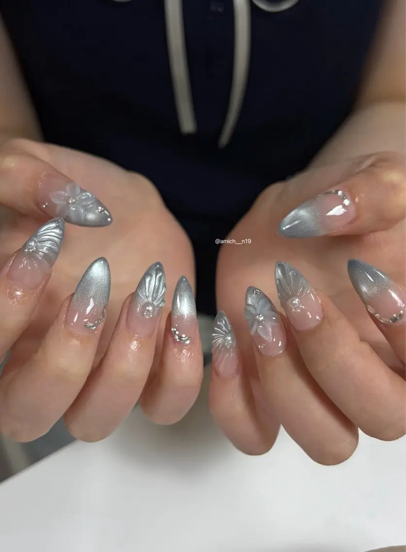 ネイル ハンドネイル ayumi ✩.*˚のネイルデザイン