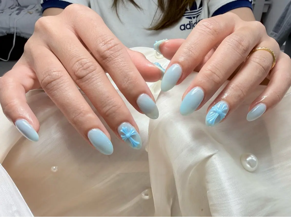 【Hand】自爪SNS大人気!クロムネイル 4本まで初回オフ無料の写真