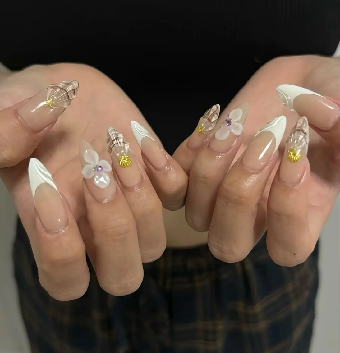 ネイル ハンドネイル NiJi Nailsのネイルデザイン