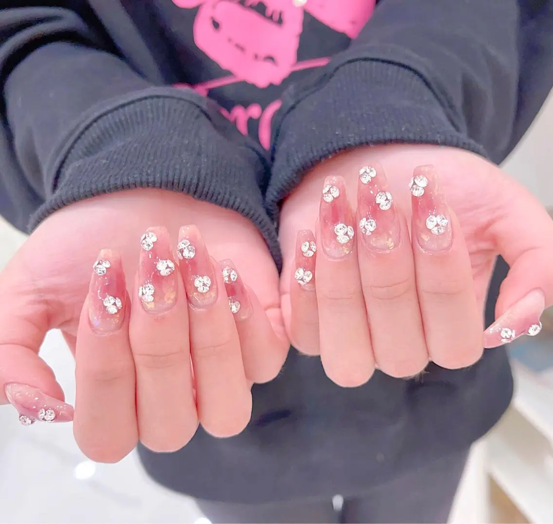 ネイル FLY Nail Salonのネイルデザイン