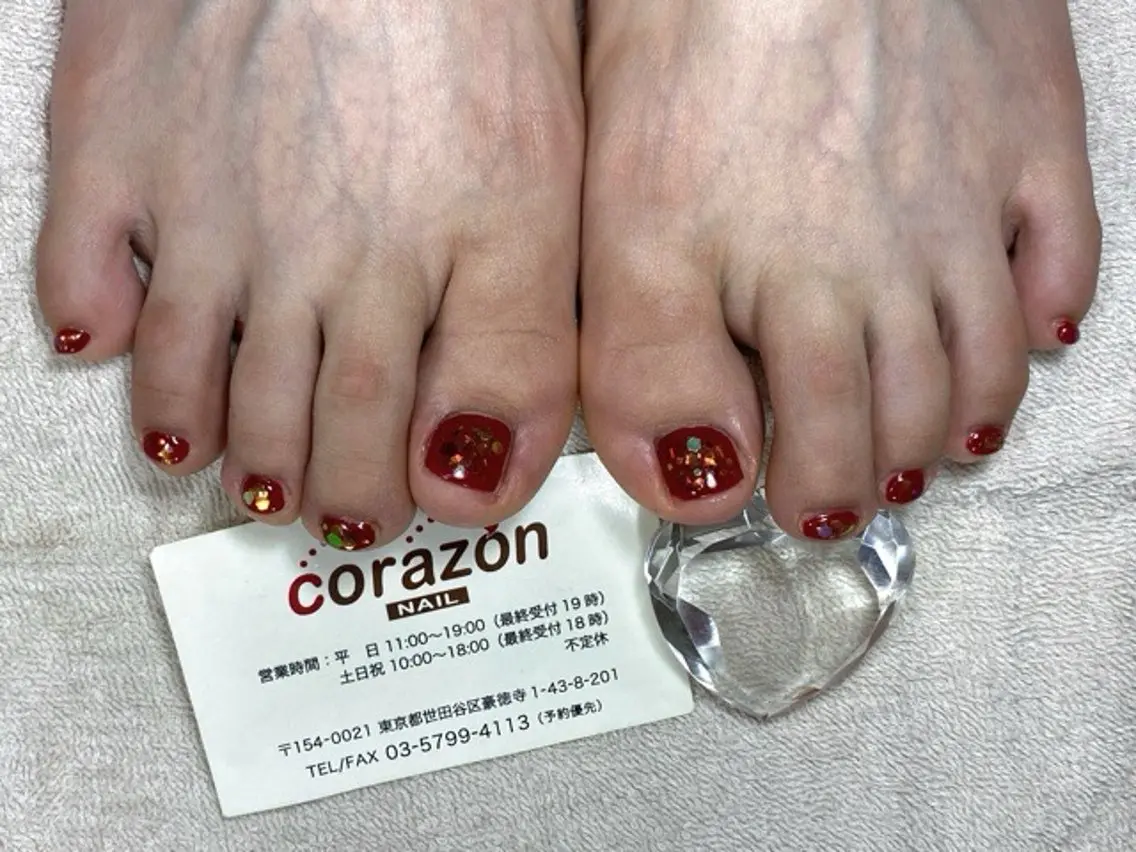 ネイル フットネイル ホログラムネイル キラキラネイル ワンカラーネイル ピンク ネイリスト aicoのネイルデザイン
