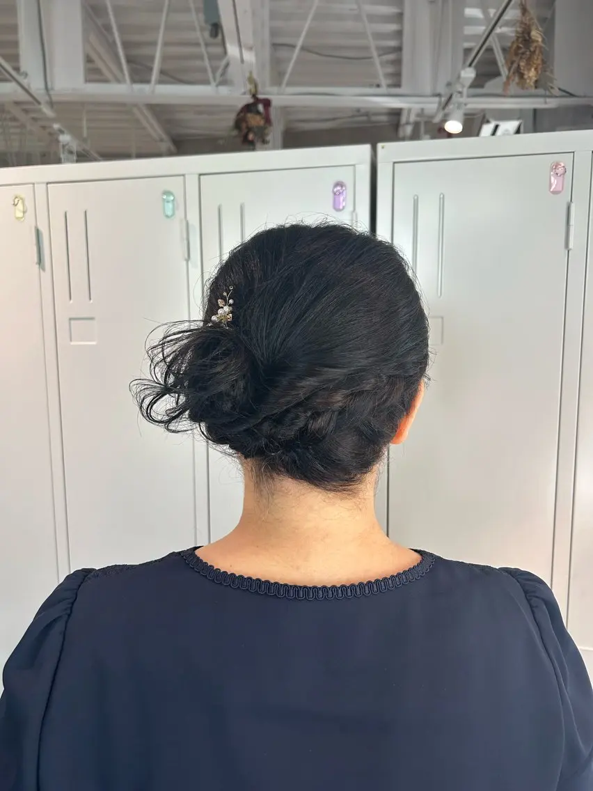 ミディアム 寺澤 歩佳のヘアスタイル