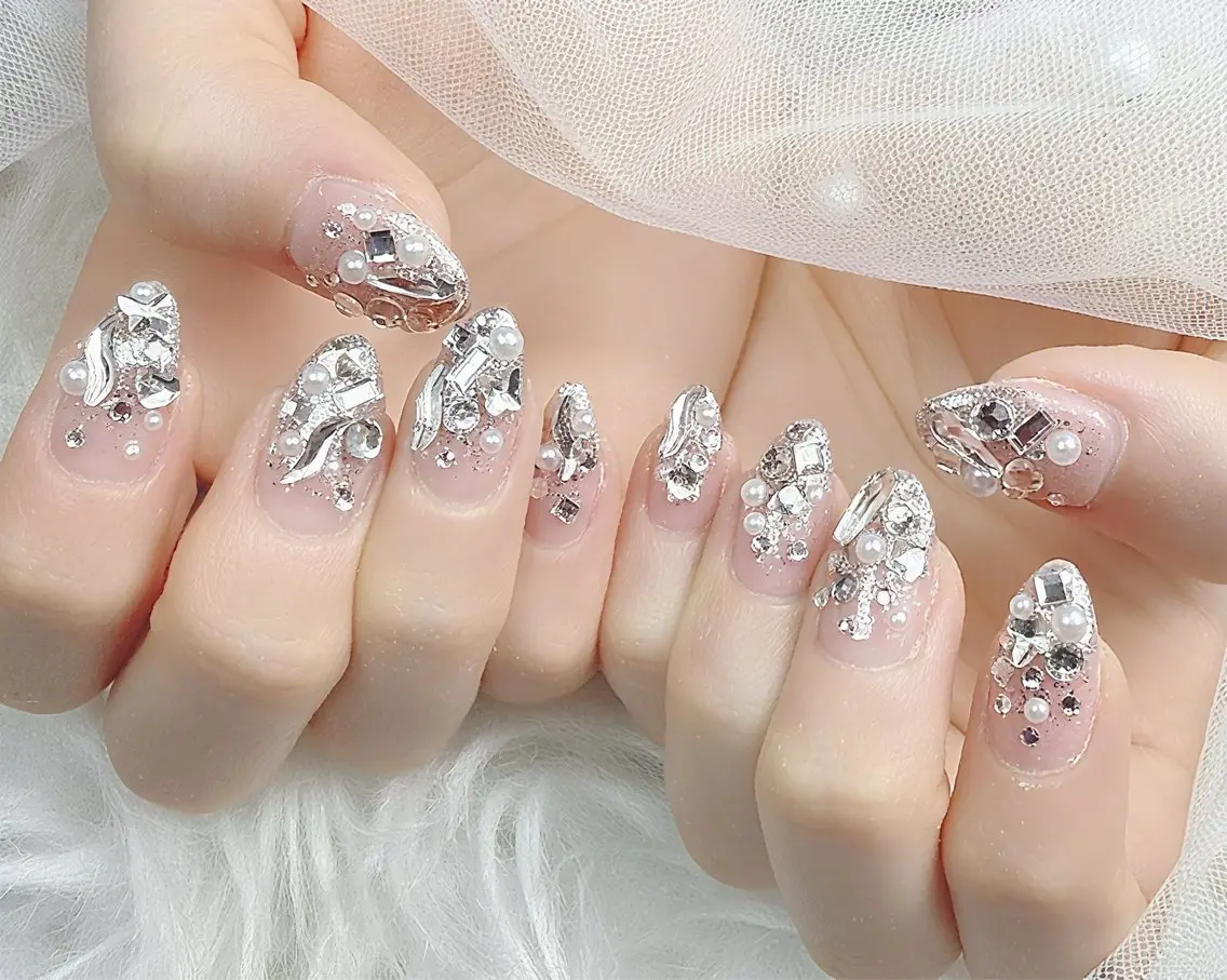 ネイル フラッシュネイル キラキラネイル ハンドネイル ハンドケア Gote Kawa nail salonのネイルデザイン