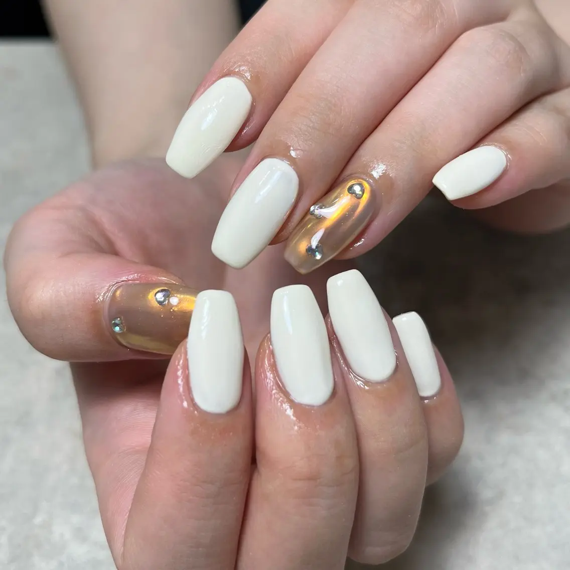 ネイル アートネイル オーロラネイル グリーン ハンドネイル vegh. nail/阿波座のネイルデザイン