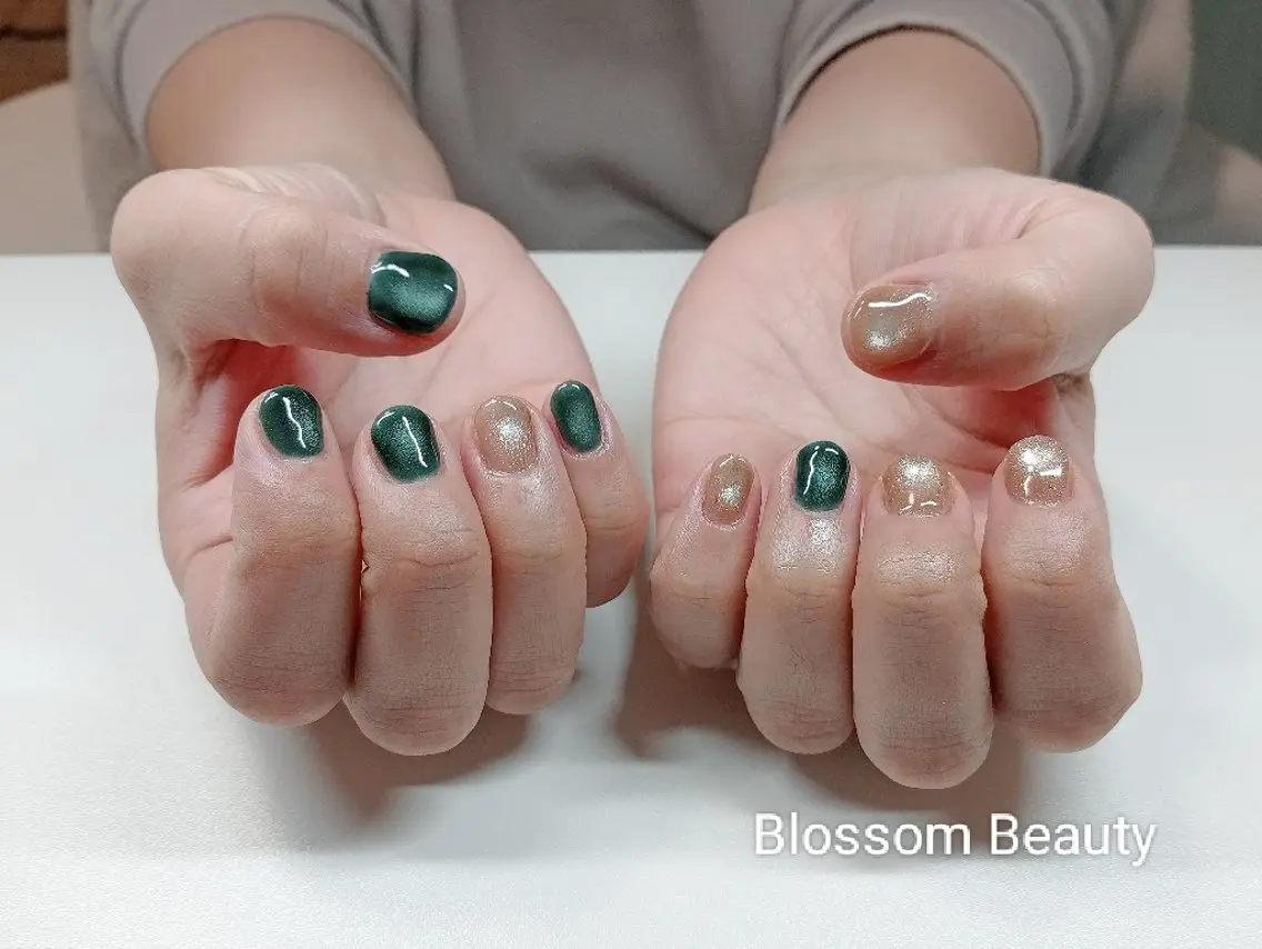 ネイル マグネットネイル Blossom Beauty eriのネイルデザイン