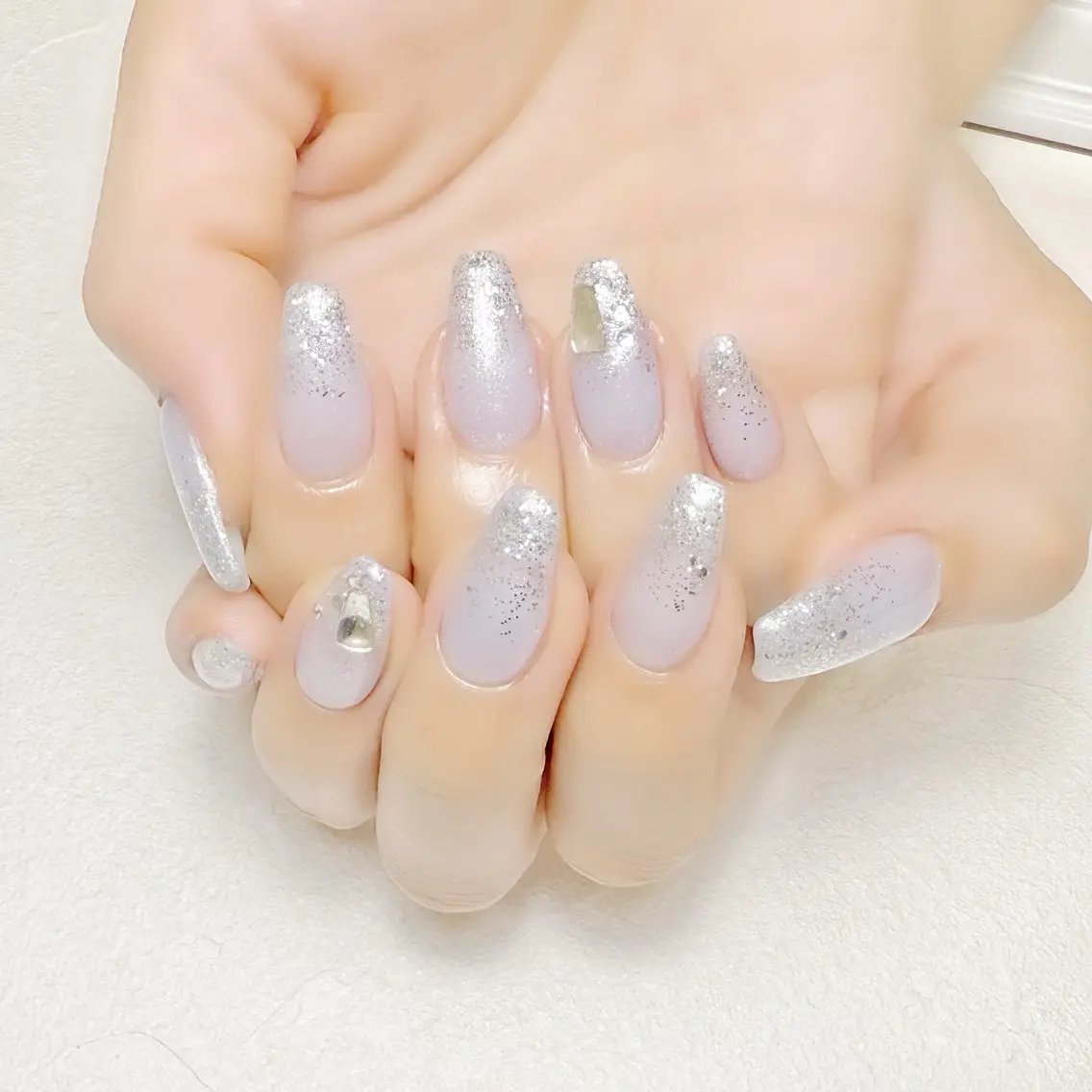 ネイル アートネイル ブルー ラメ(グリッター) オフィスネイル rouse nail RISATOのネイルデザイン