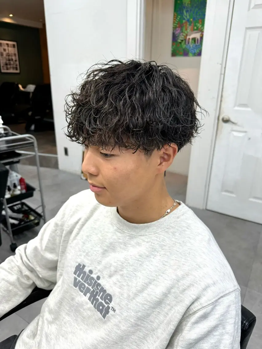 パーマ メンズ メンズパーマ 波巻きパーマ カット パーマ トリートメント シャドウパーマ/ 波巻パーマYu-Kiのヘアスタイル