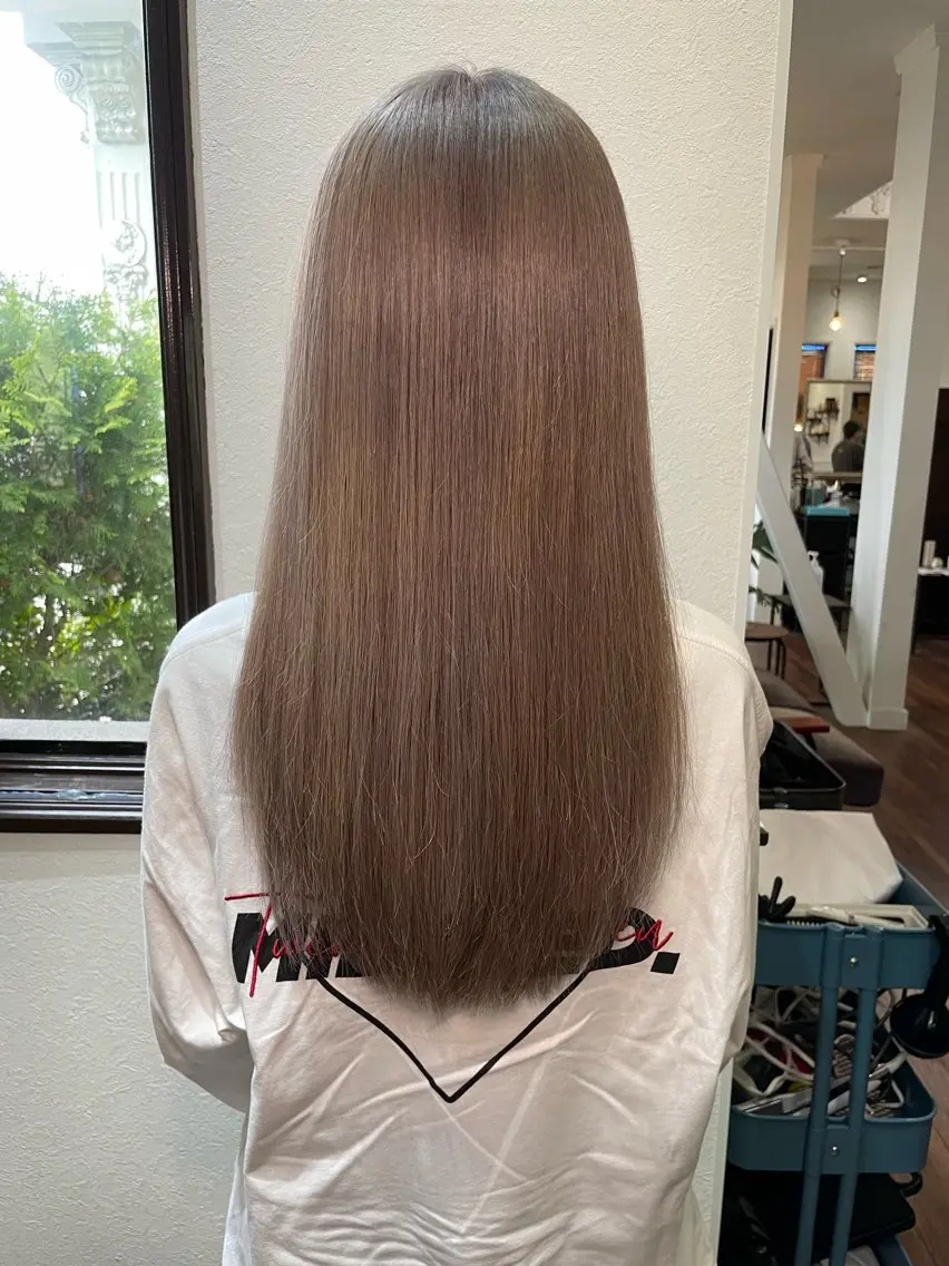 ロング カット ヘアカラー トリートメント 下林 雅明のヘアスタイル