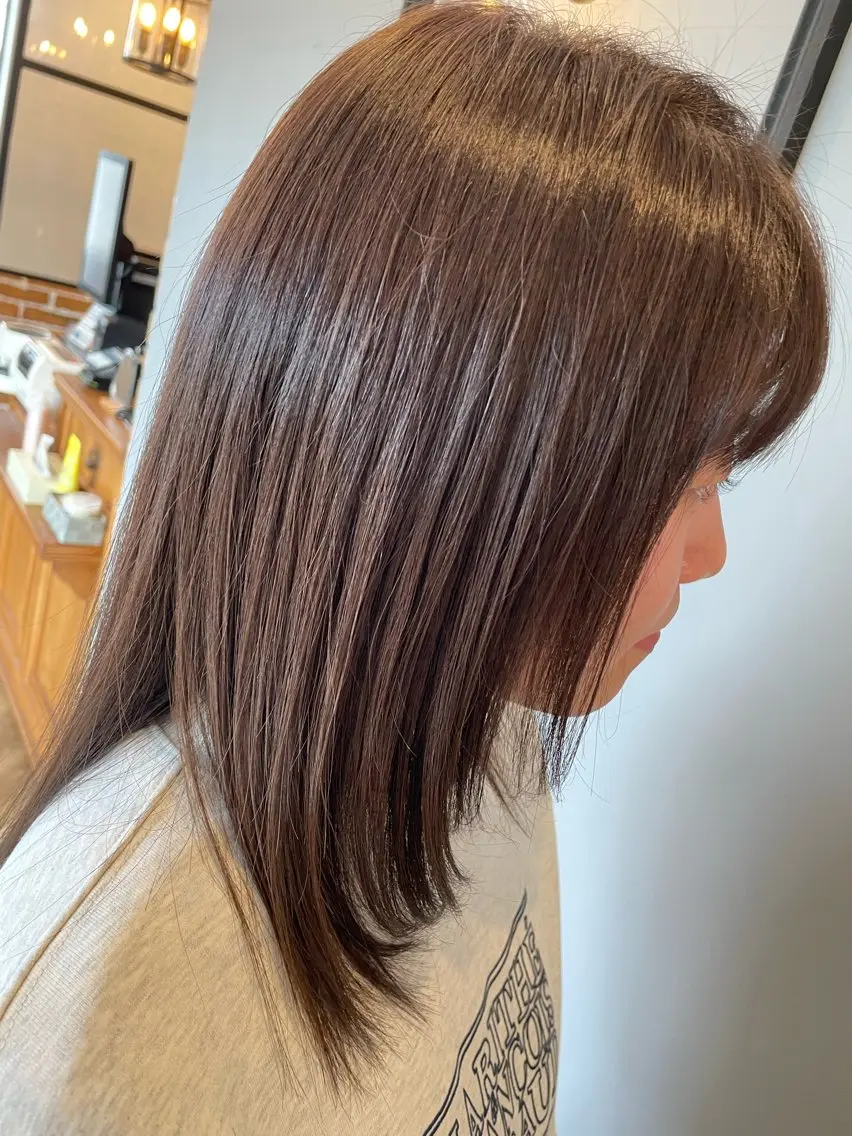 セミロング 大橋 綾子のヘアスタイル
