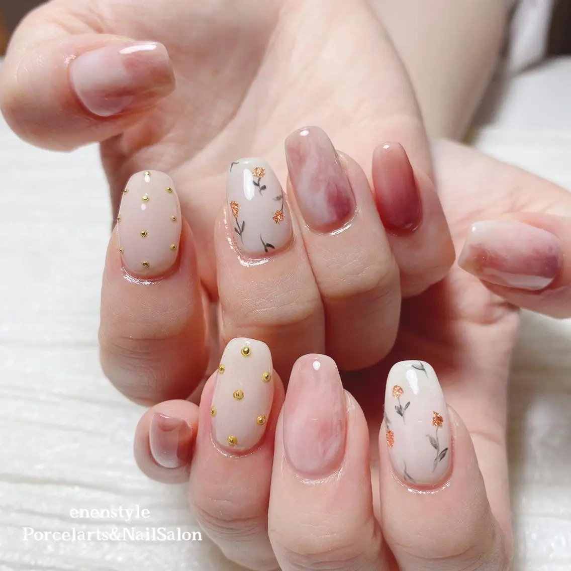 ミディアム ネイル 🐾enen style 🐾のネイルデザイン