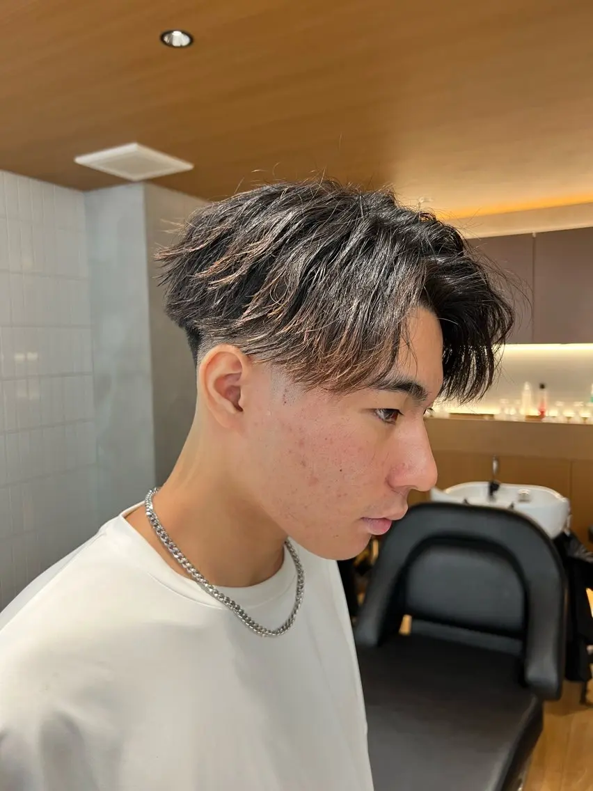 ショート パーマ 豊崎 佑輔のヘアスタイル