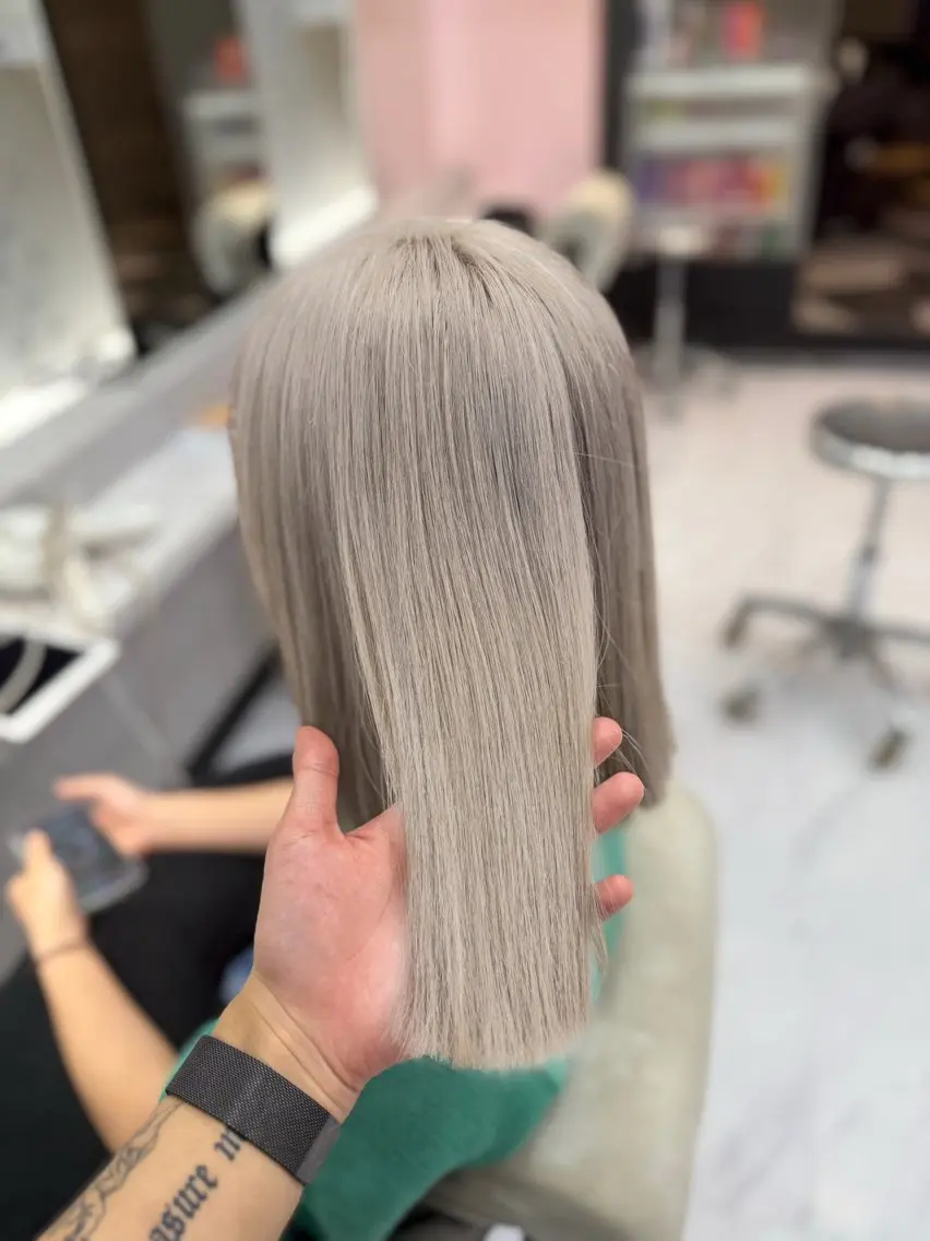 ミディアム ヘアカラー kai_ GEMのヘアスタイル