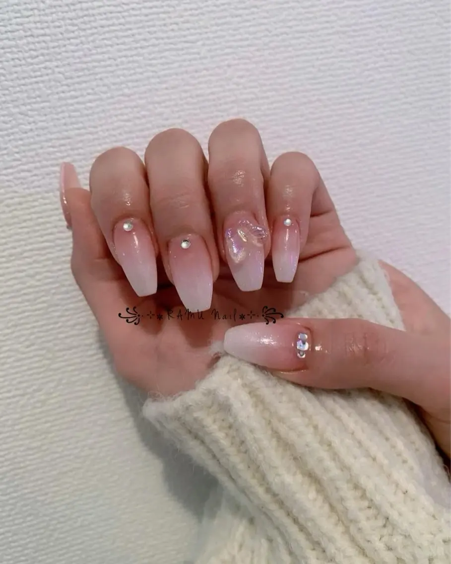 チップ長さ出し10本(フレンチ or グラデーション)🌹『持ち込みデザイン可🙆♀️』 ⏰150分の写真