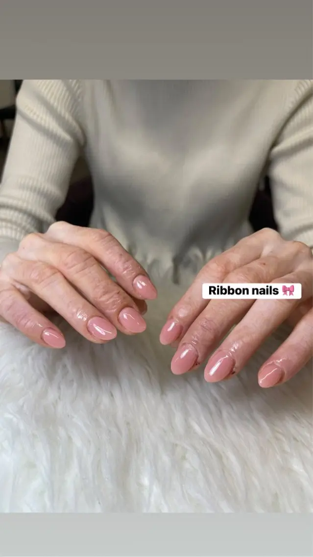 ネイル アートネイル ストーンネイル ネイルチップ NiJi Nailsのネイルデザイン