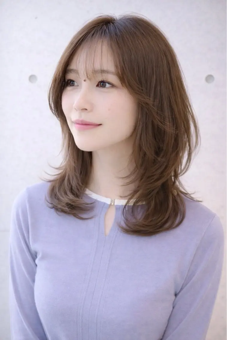 セミロング カラー terra✂️ 佐伯 尚哉のヘアスタイル