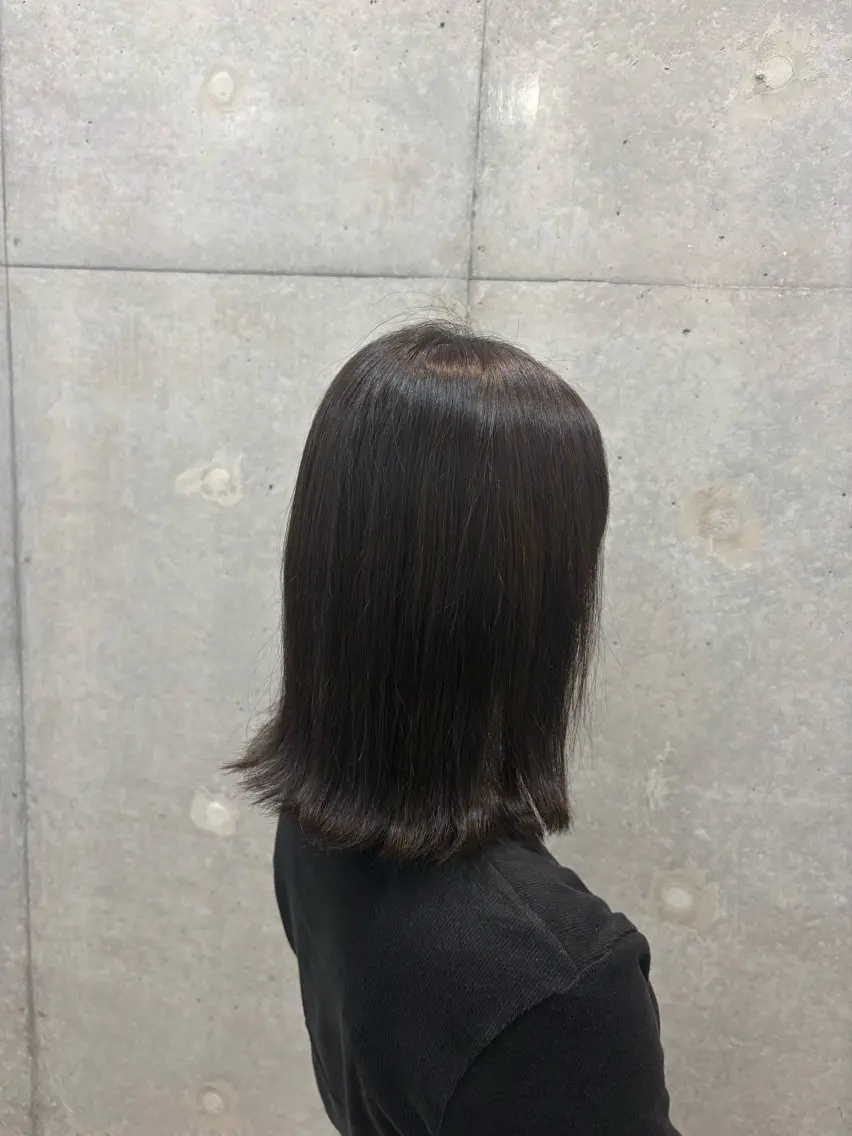 ミディアム 鵜野 惠帆のヘアスタイル
