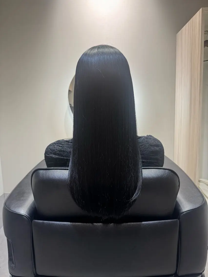 ロング カット 縮毛矯正 トリートメント NAVY 橋本心 縮毛矯正のヘアスタイル