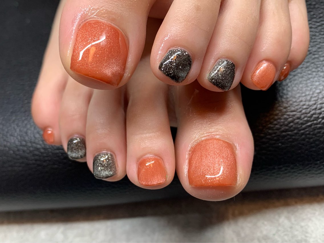 ネイル フットネイル 芳賀 暦美のネイルデザイン