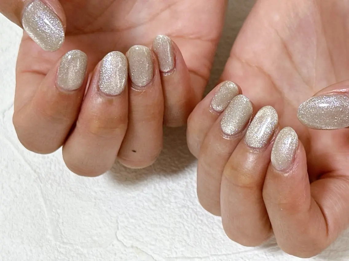 ネイル オーロラネイル フットネイル フレンチネイル ジェルネイル マグネットネイル mogunail &blowのネイルデザイン