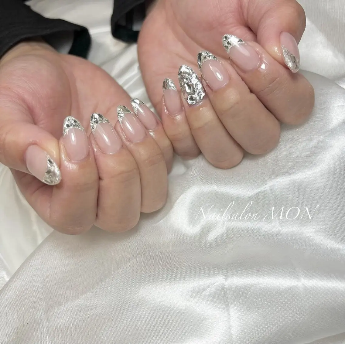 ネイル フレンチネイル ガラスフレンチ ハンドネイル Nailsalon MONのネイルデザイン