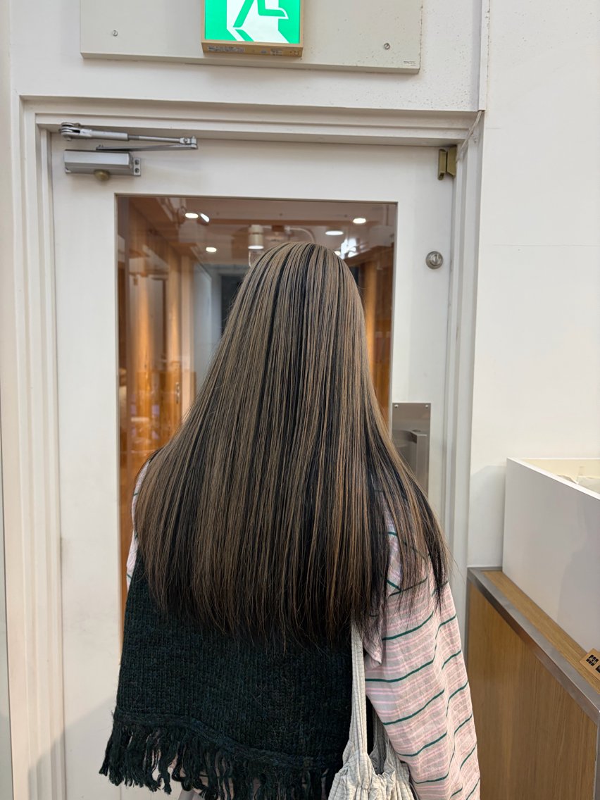 カラー ヘアカラー ⭐︎ SHIORIのヘアスタイル