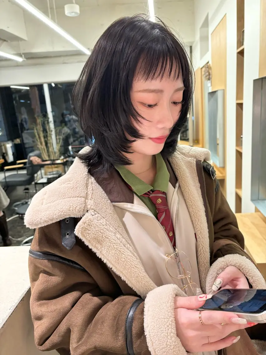 ミディアム カラー レイヤーカット ウルフカット ウルフレイヤー カット ヘアカラー 美空🐇 レイヤー / 透明感カラー🩰のヘアスタイル