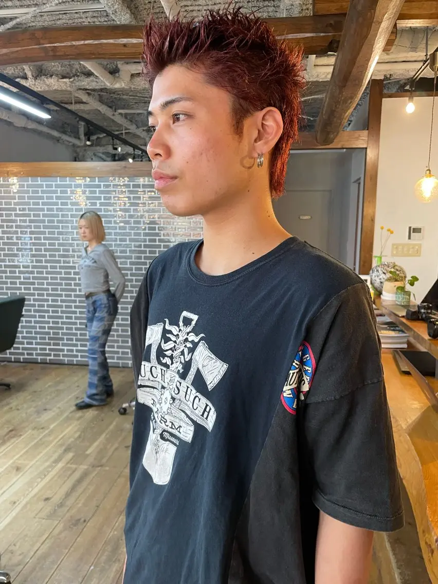 {メンズ限定}カット＋カラー   ロン毛のカラーもお任せ下さい！の写真