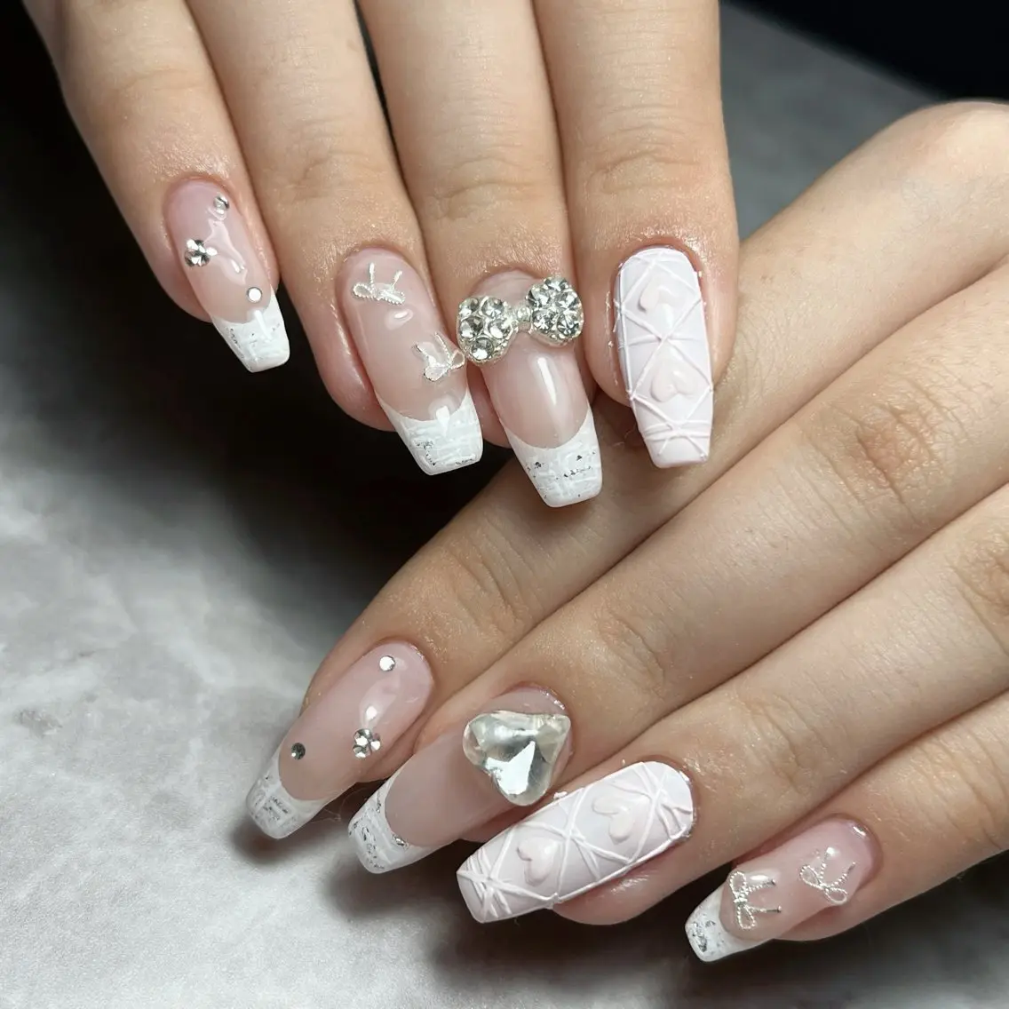 ネイル ハンドネイル Dia Nail AKIのネイルデザイン