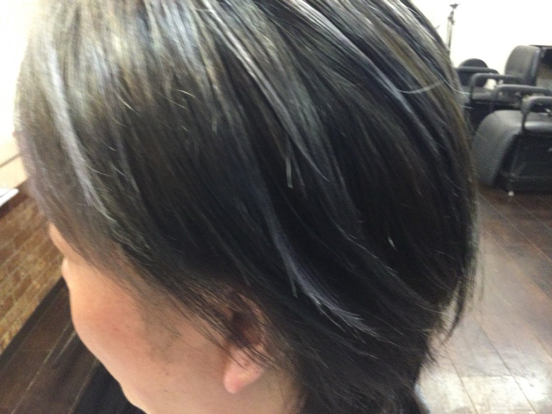 ショート カラー 桧山 真のヘアスタイル