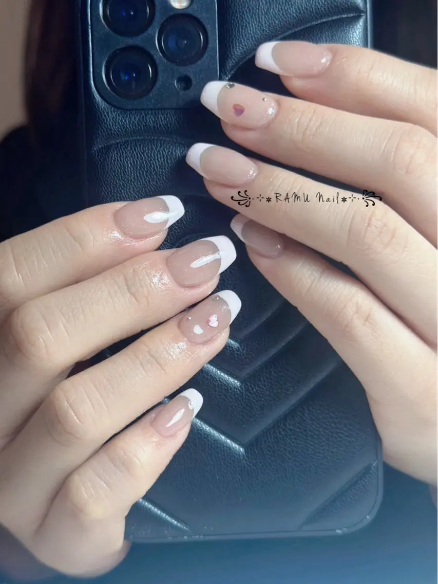 ネイル キラキラネイル マグネットネイル ミラーネイル ピンク 春ネイル ハンドネイル RAMU Nail 恵比寿店のネイルデザイン