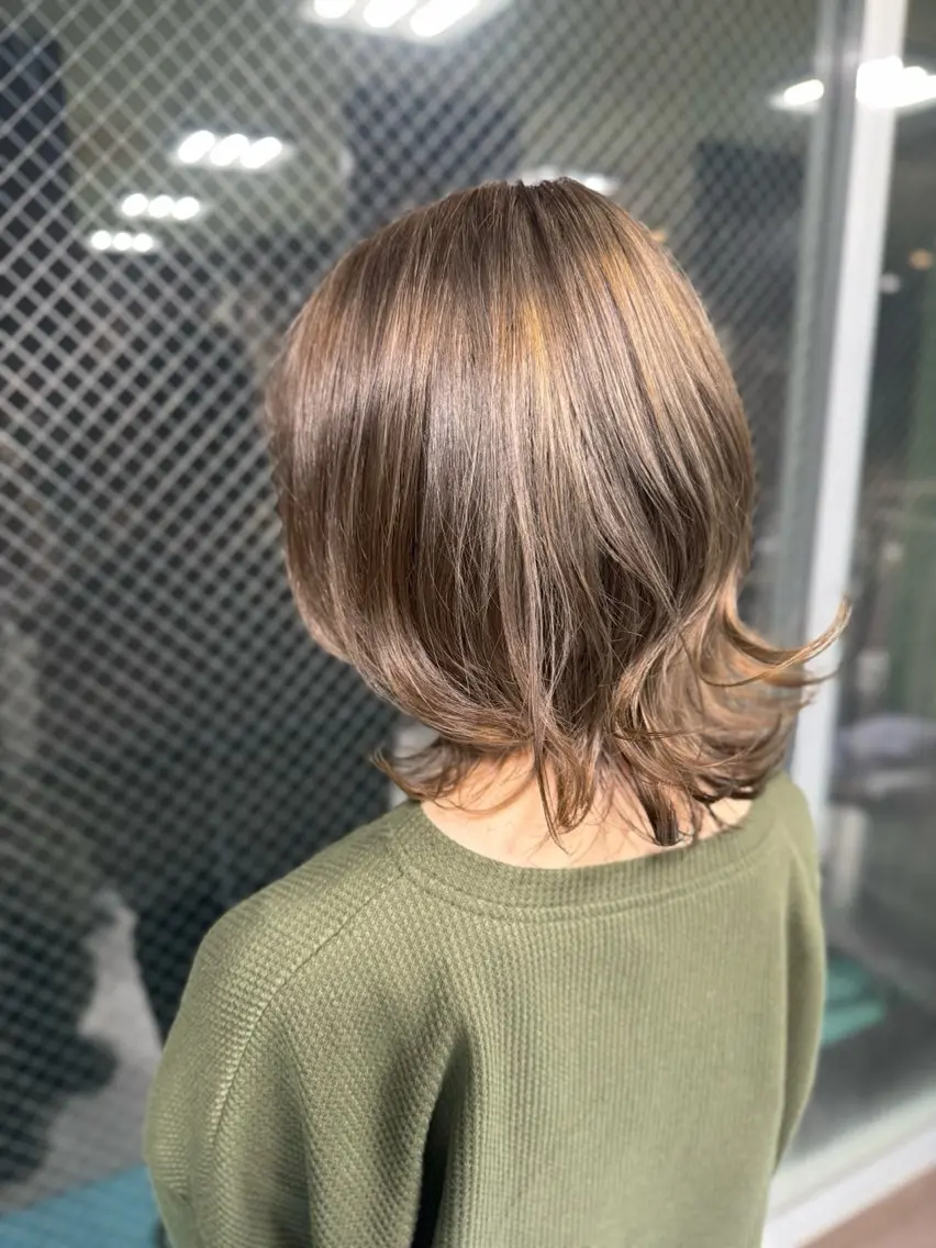 ミディアム カラー ベージュカラー ヘアカラー Viage （ビアージュ）のヘアスタイル