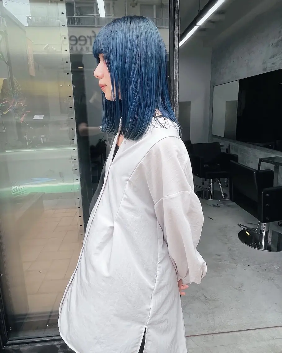 セミロング カラー ブリーチ ヘアカラー 岩田 良/ブリーチカラーのヘアスタイル