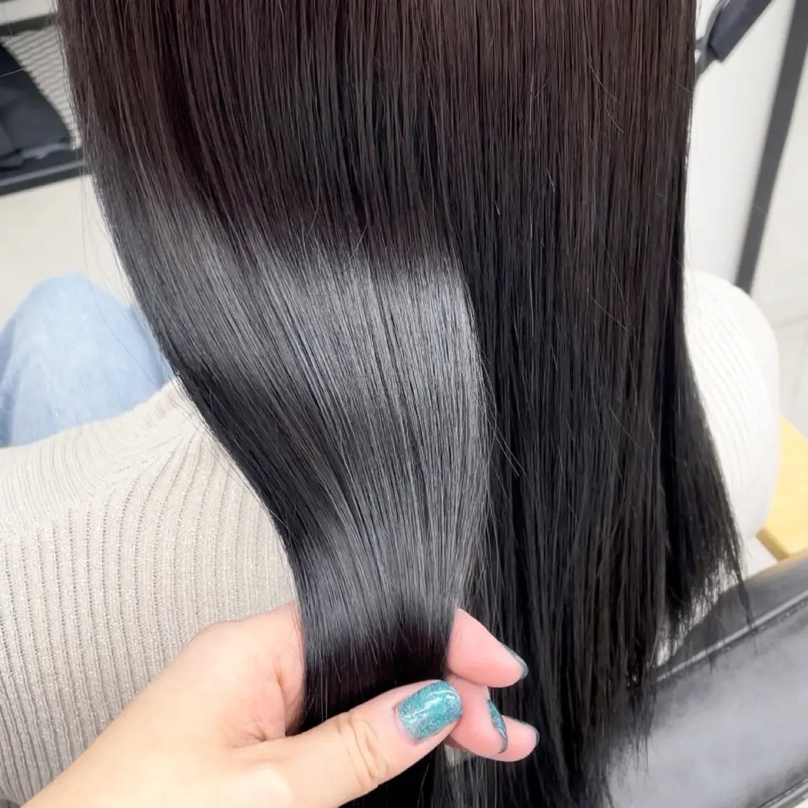 セミロング カラー パーマ ヘアアレンジ メンズ 黒髪 グレージュ ナチュラルブラック トリートメント mona/ ストレートスタイル✨のヘアスタイル