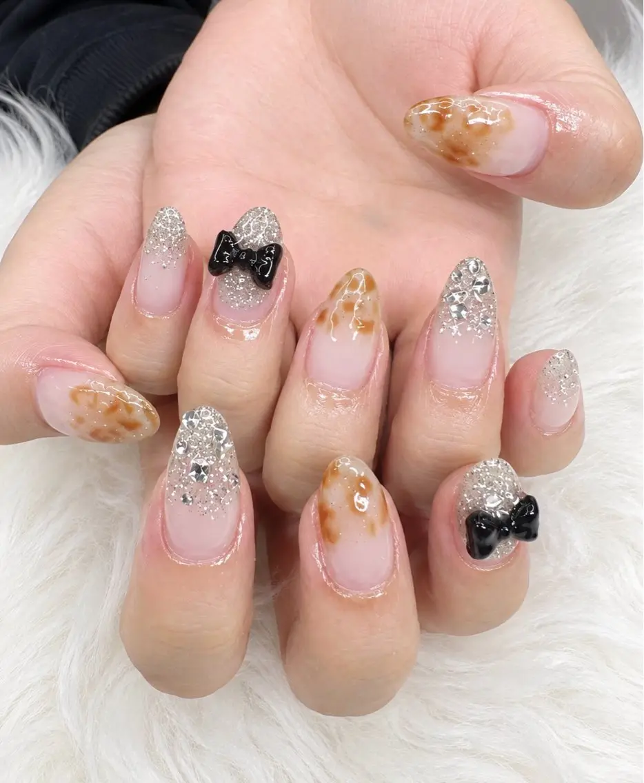 ネイル MIKA RUBY NAIL SLONのネイルデザイン