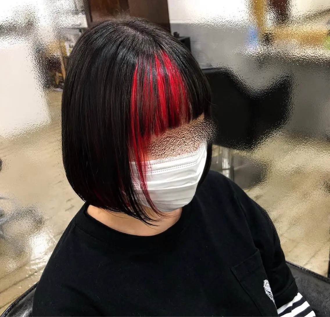 ショート カラー lore umeのヘアスタイル
