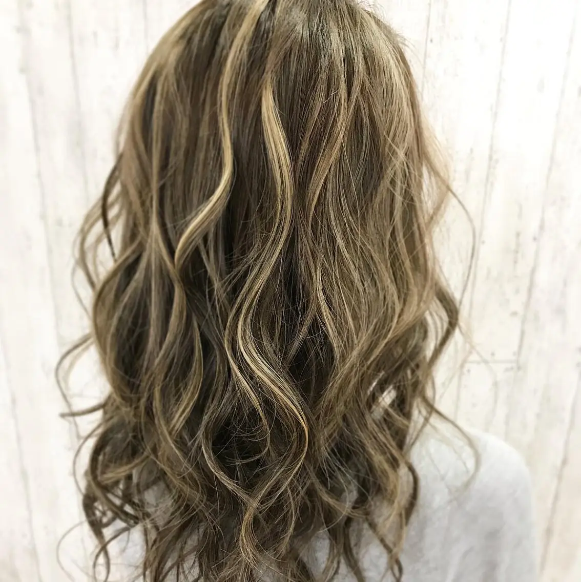 セミロング カラー ハイライトカラー 3Dハイライト 外国人風カラー ハイライト kazufumi ..のヘアスタイル