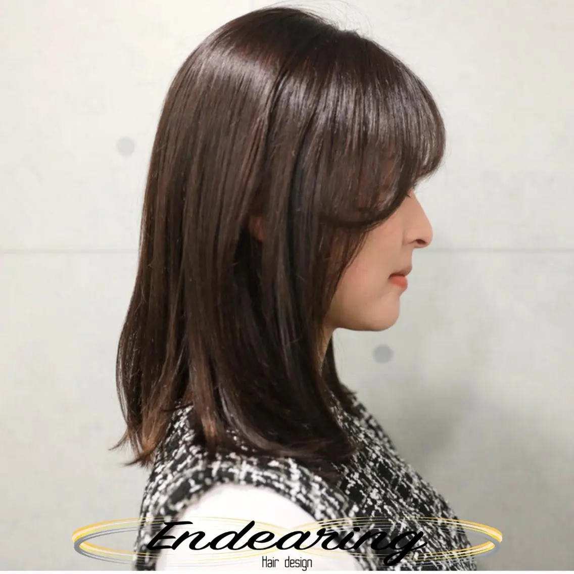ミディアム 顔まわりレイヤー レイヤーカット 似合わせカット 外ハネヘア カット ヘアカラー Endearing 銀座/レイヤーカットのヘアスタイル
