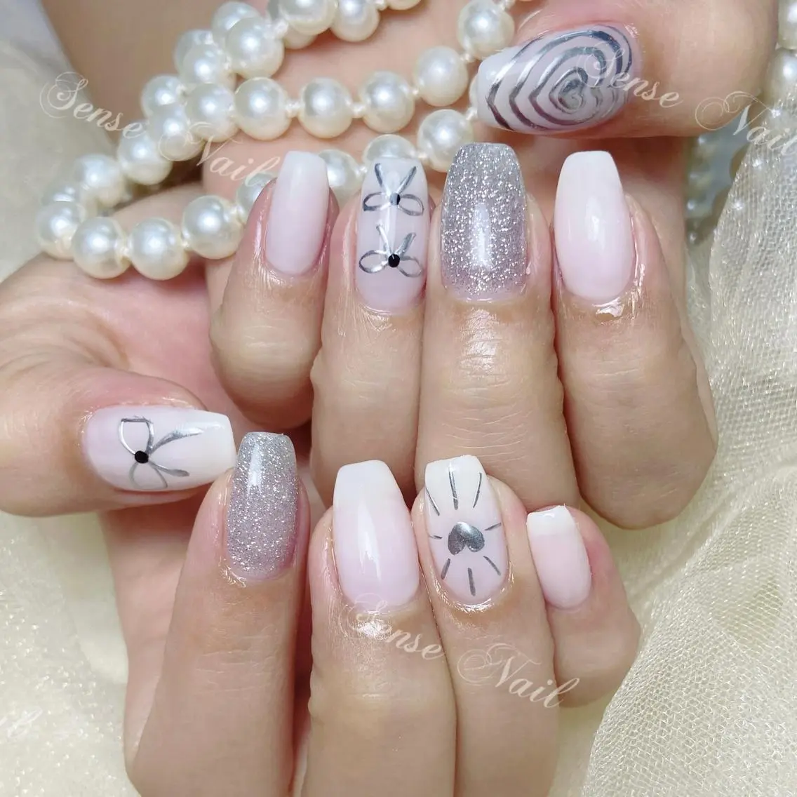 ネイル Kurieitibu 🍬Byu~tīのネイルデザイン